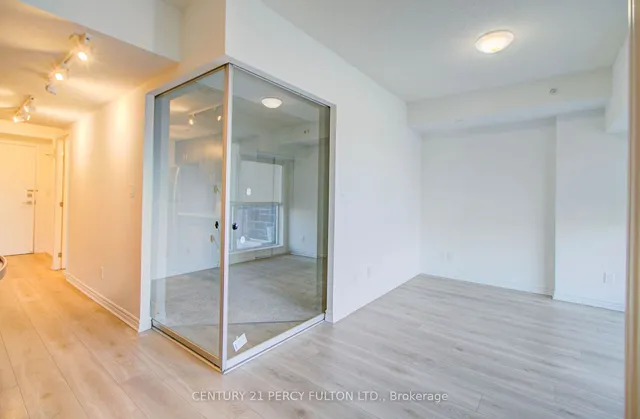 Additional image 10 of 1 Falaise Rd Unit 501