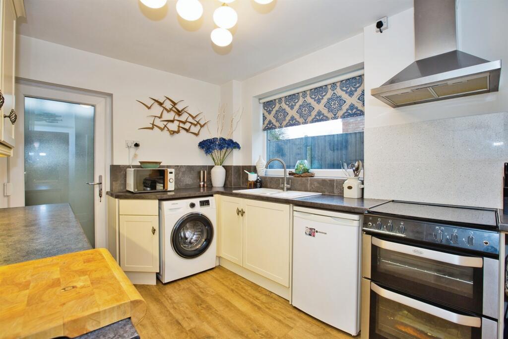 Additional image 10 of Ilchester Road, Yeovil