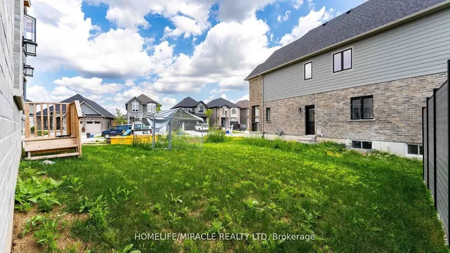 Additional image 32 of 80 Doon Creek St