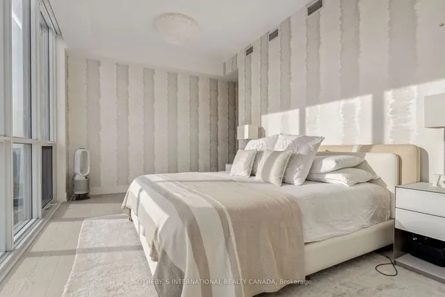 Additional image 11 of 1 Yorkville Ave Unit 5405