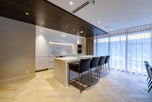 Additional image 23 of 151 Avenue Rd Unit 305