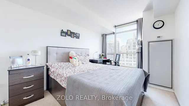 Additional image 9 of 215 Fort York Blvd Unit 1301