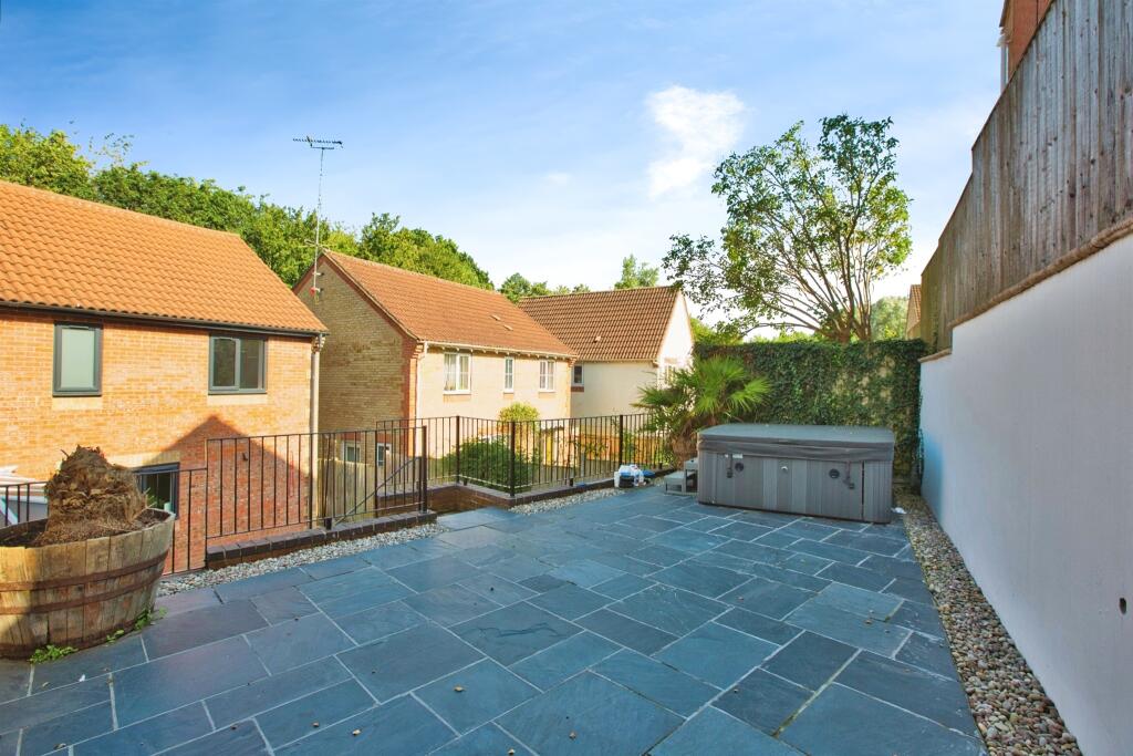 Additional image 16 of Shelley Close, Yeovil