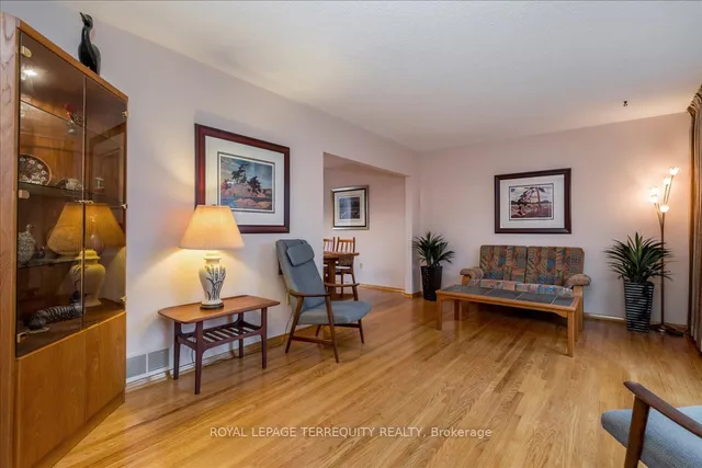 Additional image 7 of 78 Crossbow Cres