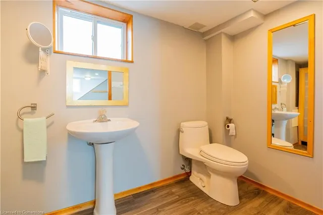 Additional image 33 of 40 Henry St