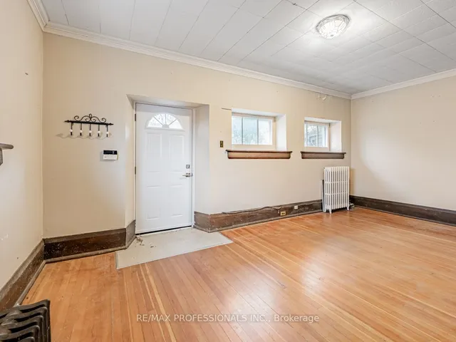 Additional image 33 of 11 Gibson Ave