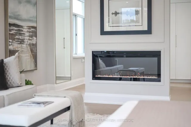 Additional image 34 of 500 Avenue Rd Unit 806