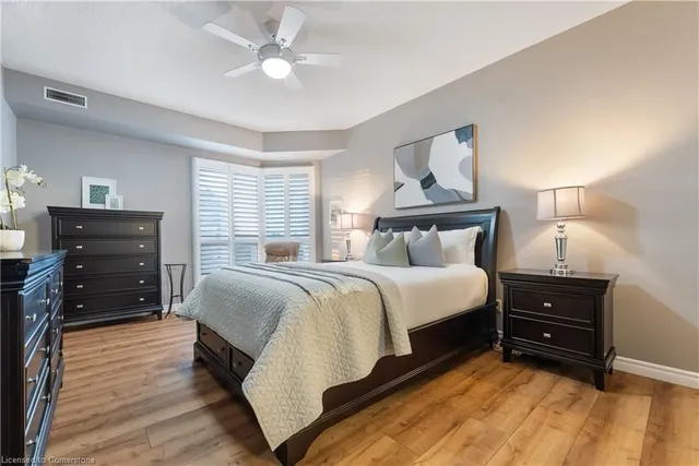 Additional image 15 of 3267 King St Unit PH7