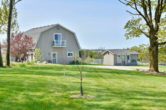 Additional image 5 of 728398 Side Rd 21