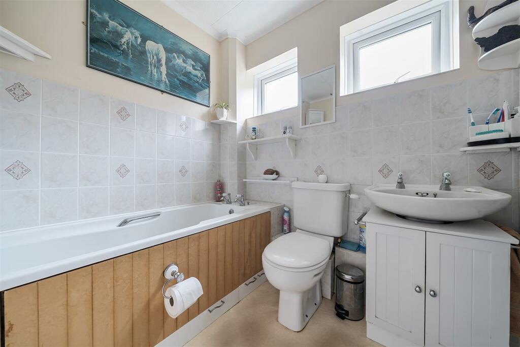 Additional image 13 of Monks Dale, Yeovil