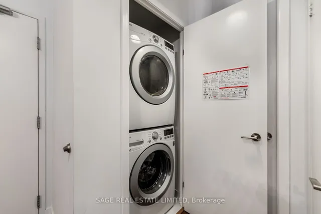 Additional image 18 of 209 Fort York Blvd Unit 277