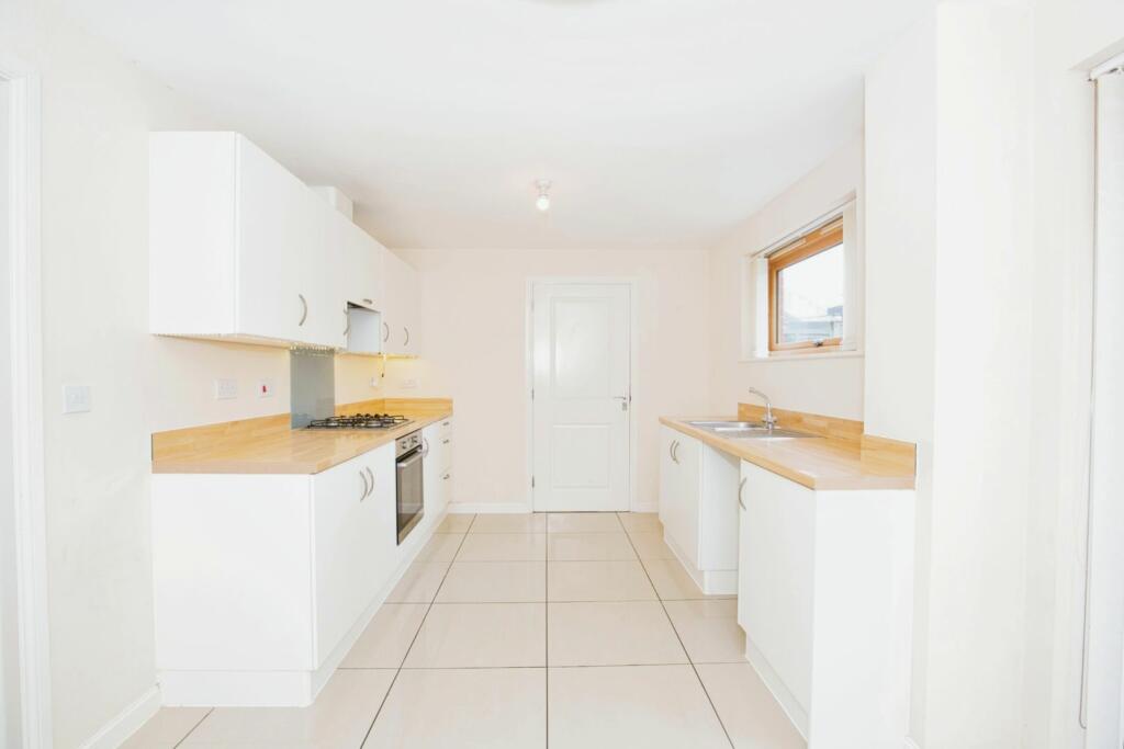 Additional image 11 of Californian Parade, Street, BA16