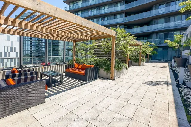 Additional image 31 of 20 Bruyeres Mews Unit 616