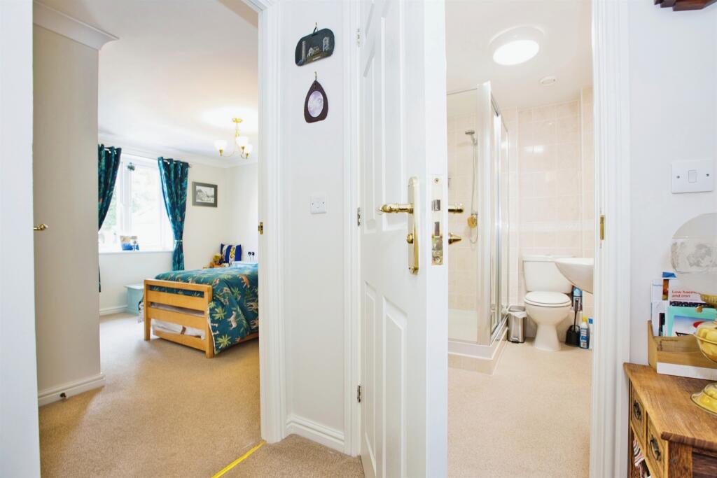 Additional image 9 of Somerton Road, Street