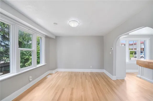 Additional image 17 of 227 FAIRWAY Rd