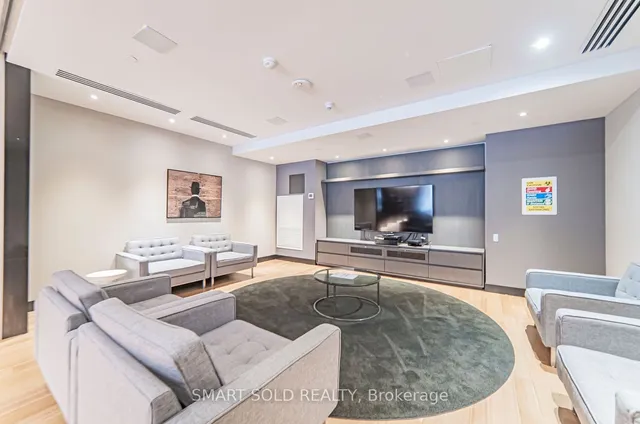 Additional image 36 of 30 Roehampton Ave Unit 1210