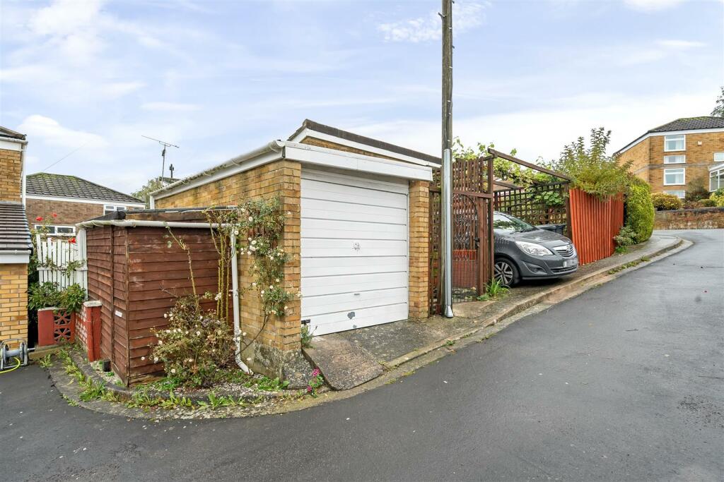 Additional image 22 of Monks Dale, Yeovil