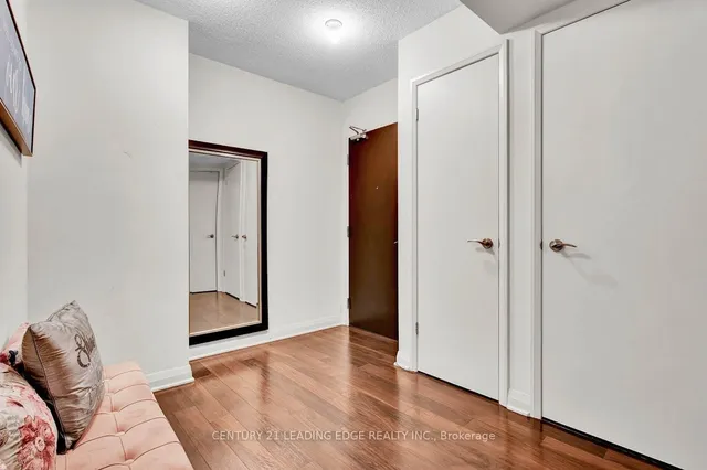 Additional image 9 of 5 Valhalla Inn Rd Unit 1804