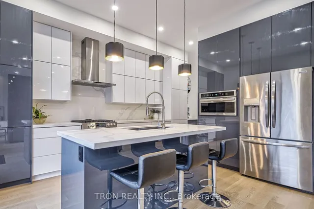 Additional image 18 of 38 Uno Dr