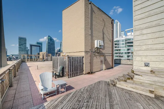 Additional image 24 of 250 Queens Quay Unit 703