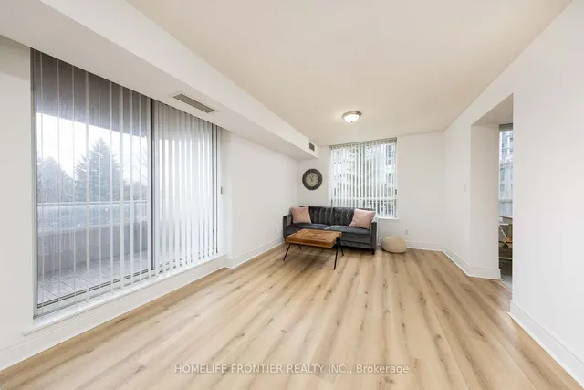 Additional image 15 of 18 Hillcrest Ave Unit 305