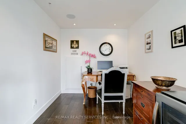 Additional image 25 of 588 Annette St Unit 503