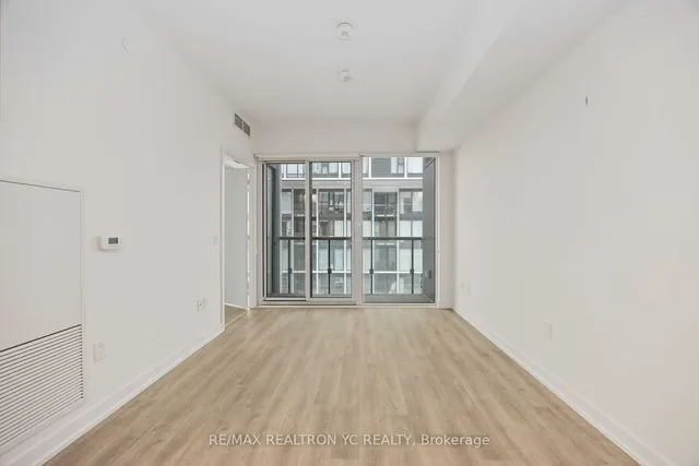 Additional image 13 of 158 Front St Unit 2114