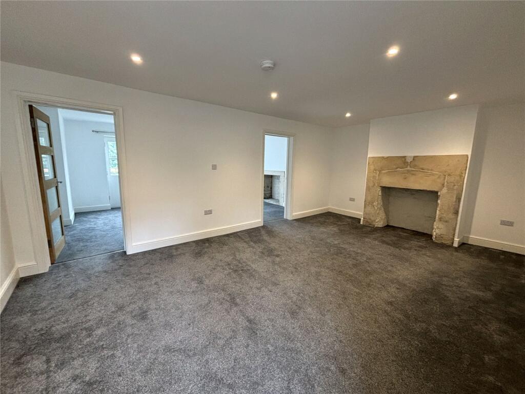 Additional image 10 of Bath