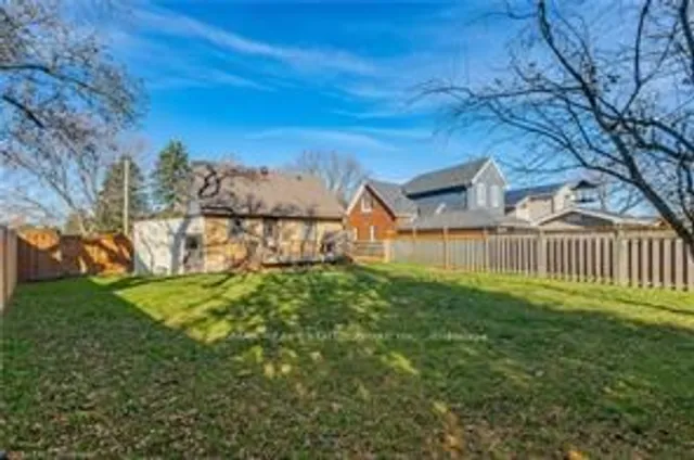 Additional image 36 of 157 Adelaide St