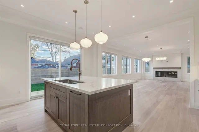 Additional image 12 of 15 Drury Lane