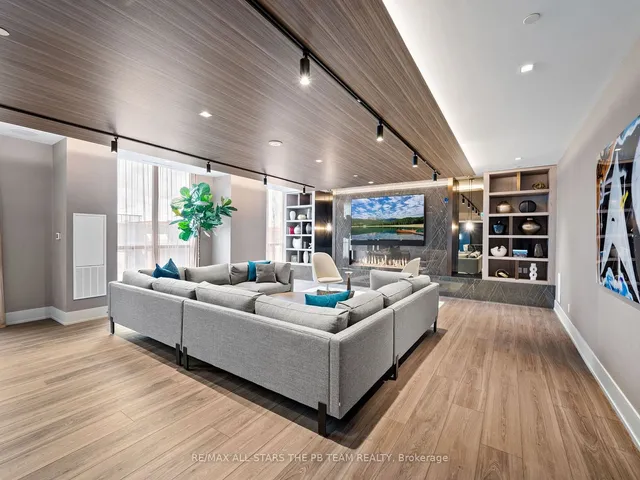 Additional image 36 of 286 Main St Unit 2301