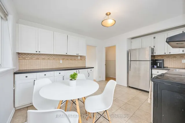 Additional image 6 of 61 Avis Cres