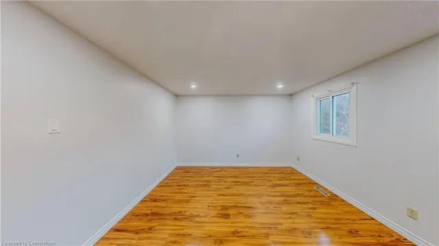 Additional image 19 of 118 Rolling Meadows Dr