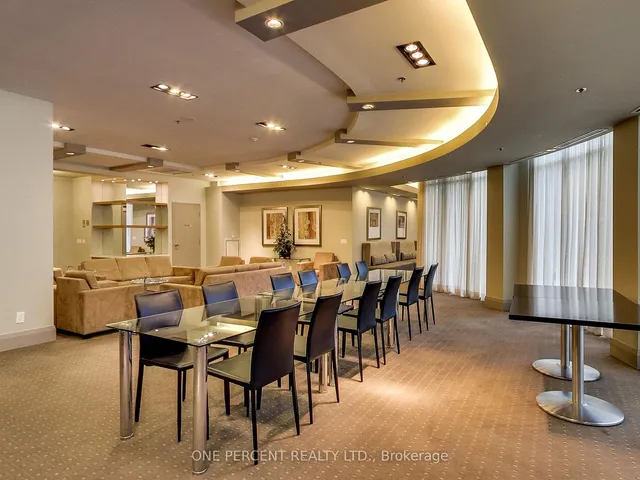 Additional image 19 of 58 Marine Parade Dr Unit 221