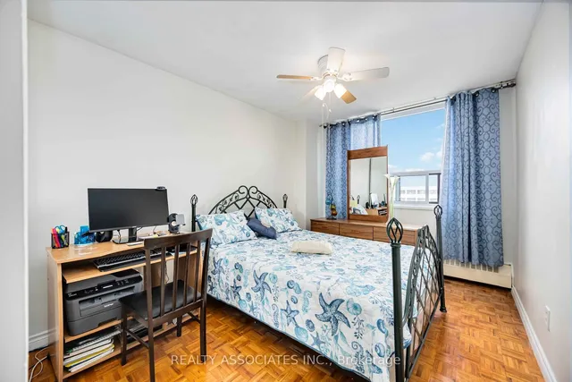 Additional image 11 of 180 Markham Rd Unit 811