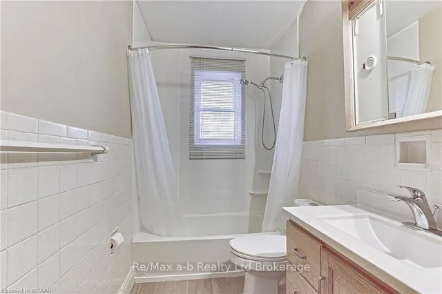 Additional image 30 of 476 Prospect Ave