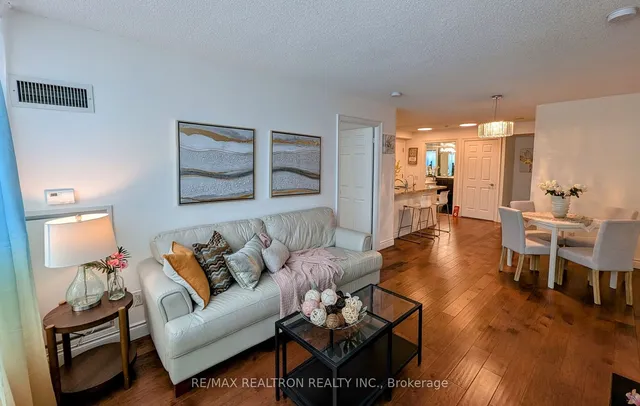 Additional image 8 of 25 Greenview Ave Unit 526