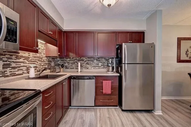 Additional image 13 of 3085 Kingsway Dr Unit 1