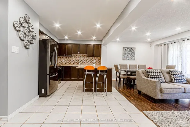 Additional image 8 of 250 Apple Hill Cres