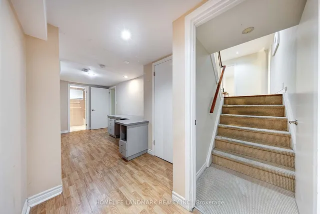 Additional image 35 of 18 Brill Cres