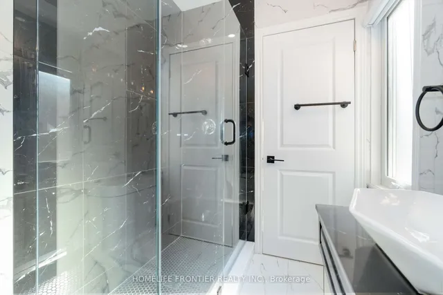 Additional image 8 of 126 Walter St