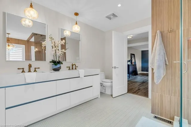 Additional image 32 of 42 Grasswood St