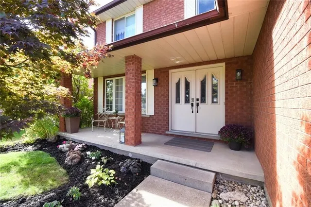 Additional image 3 of 244 MICHENER Cres