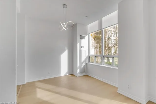 Additional image 17 of 16 Dallimore Cir Unit 102