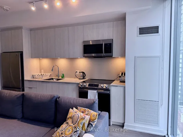 Additional image 9 of 357 King St Unit 1204