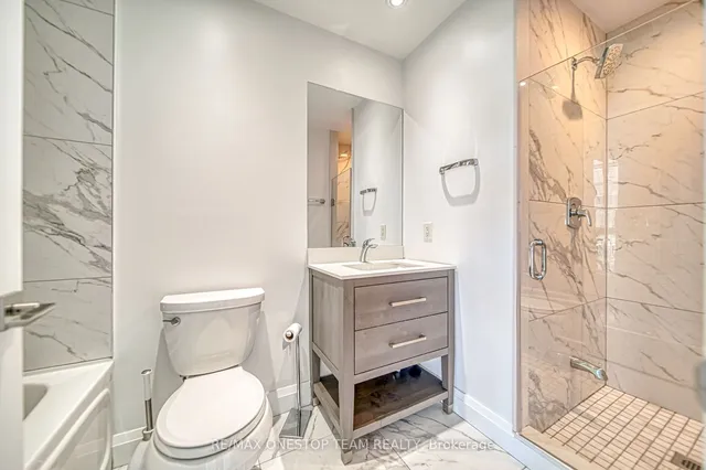 Additional image 19 of 218 Queens Quay Unit 1002