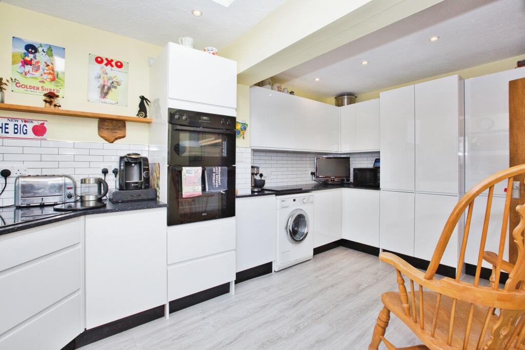 Additional image 7 of Beechwood, Yeovil, Somerset, BA20