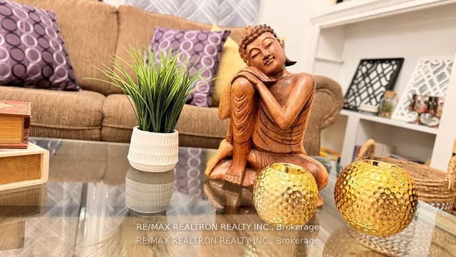 Additional image 3 of 12 Lark St