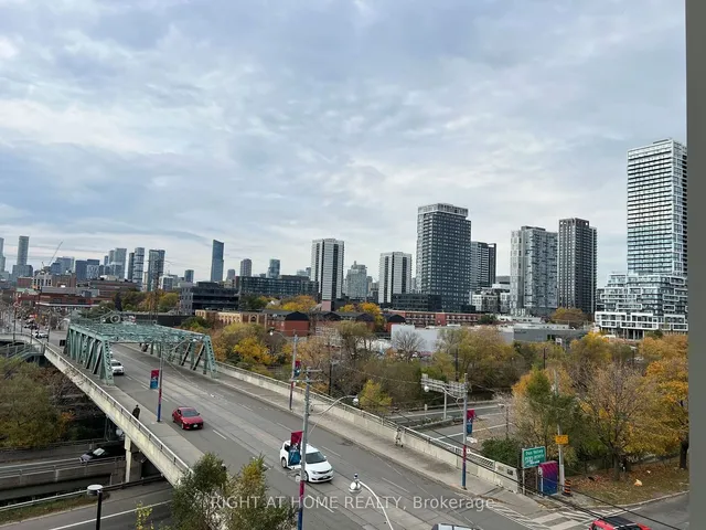 Additional image 26 of 625 Queen St Unit 408