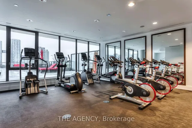 Additional image 31 of 560 King St Unit 1011